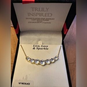 💎 NEW Truly Inspired Swarovski Crystal 18" Graduated Bar Necklace